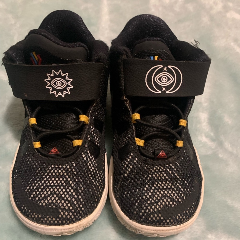 Toddler Nike Kyrie 7